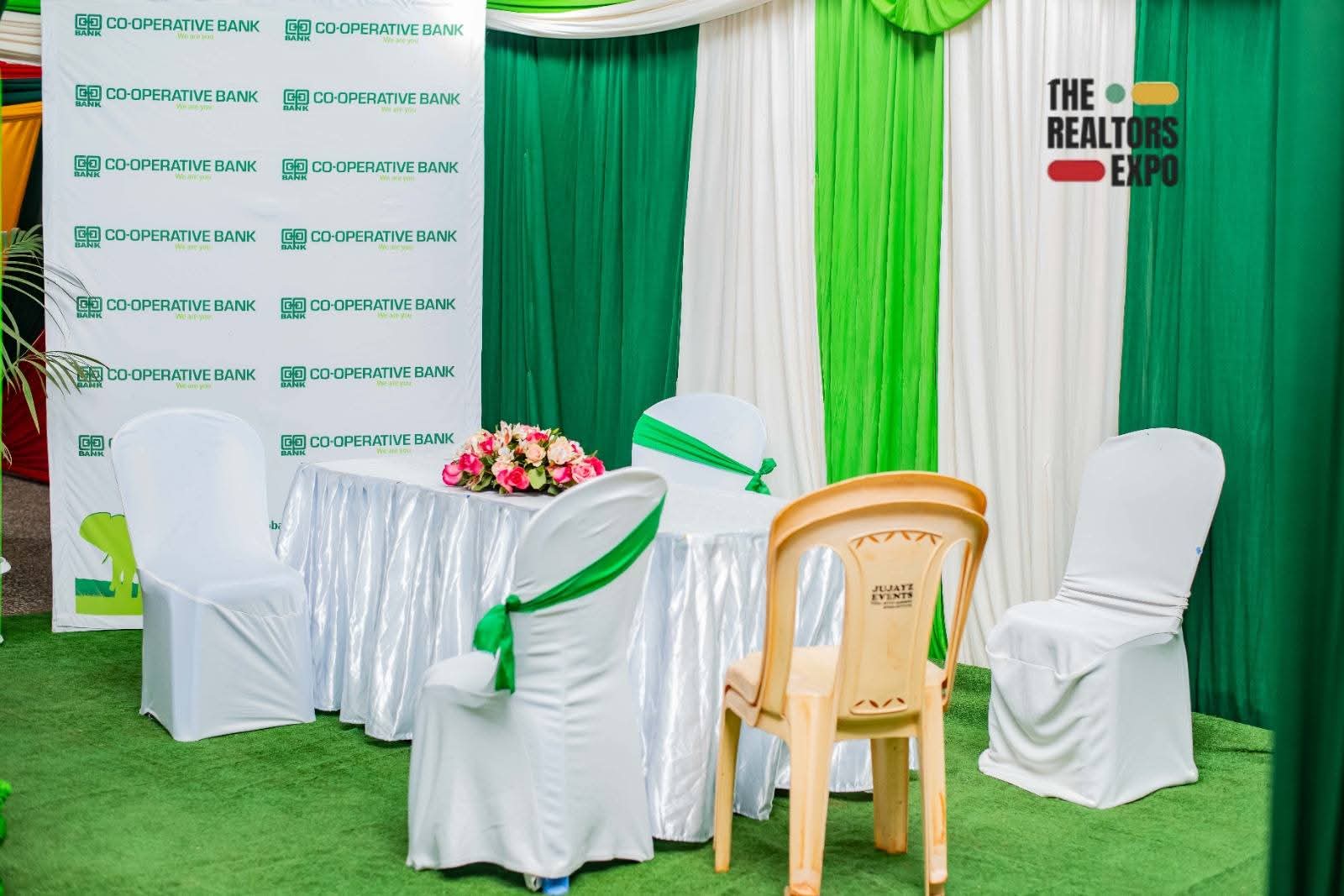 TRE past event highlight 9 — Peerage Enterprises event floor